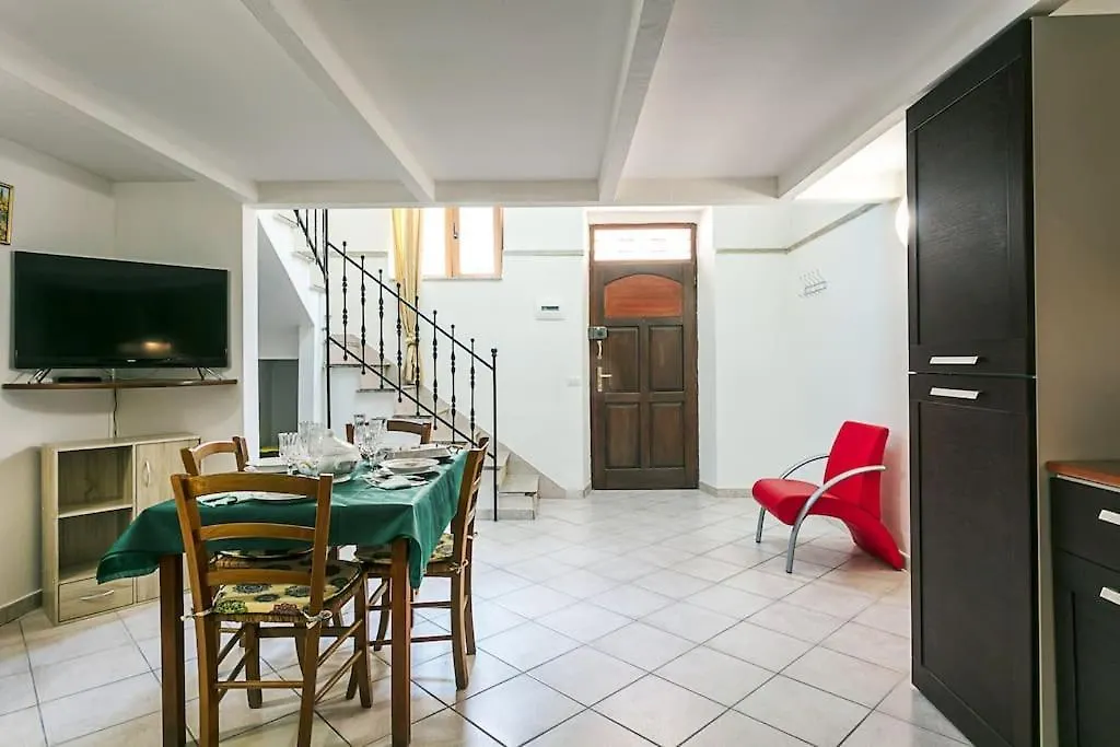 Central Apartment- Near The Cathedral أولبيا